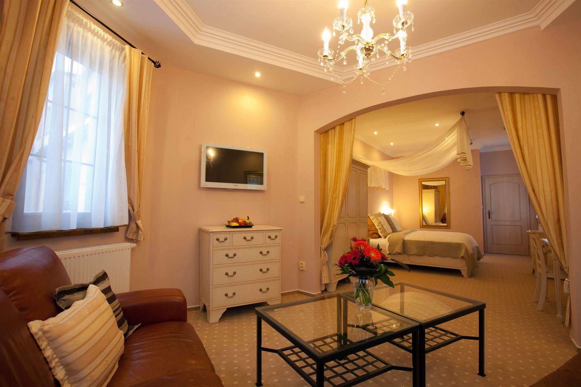 Wellness Hotel Zlata Lipa Decin Luaran gambar
