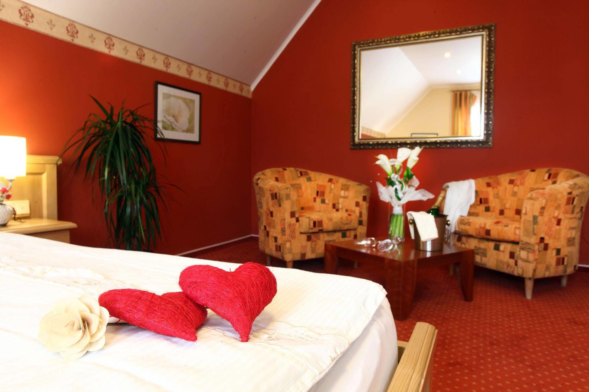 Wellness Hotel Zlata Lipa Decin Luaran gambar